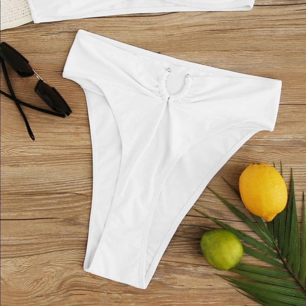 SWIMSUIT!! - Picture 7 of 8